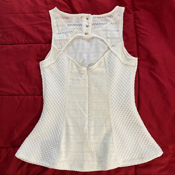 Marilyn Monroe NWT Off White Armless Peplum Top S - Picture 3 of 15